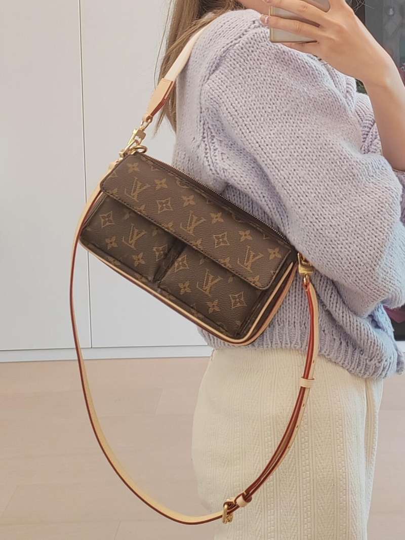 Gorgeous Travel Bag